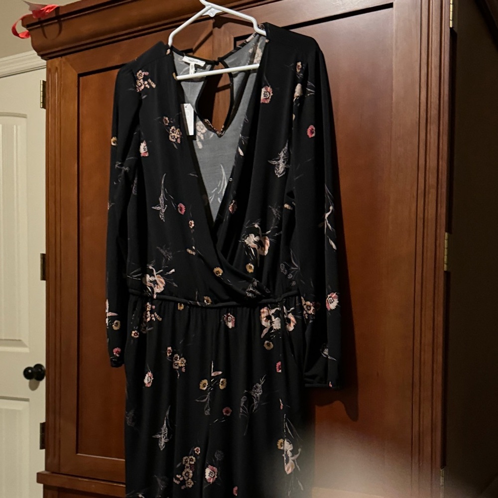 Floral Black Wrap Jumper/ Pant Suit